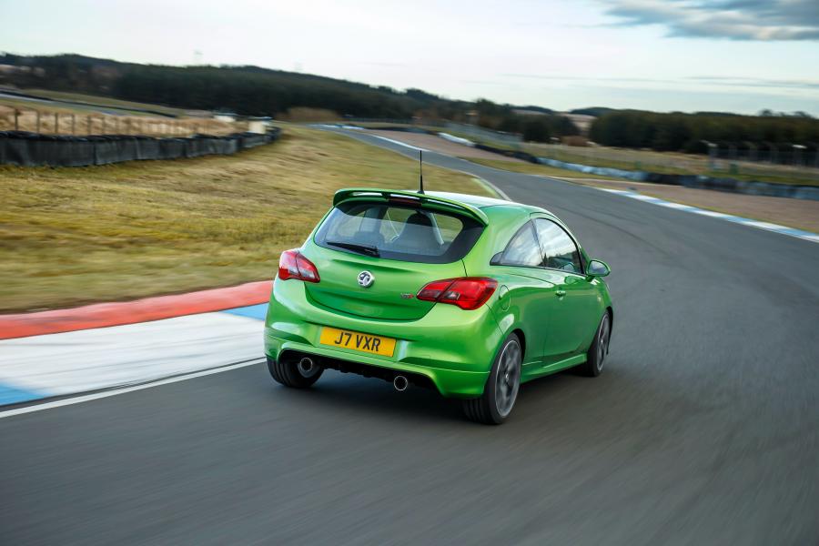  Vauxhall Corsa VXR 2015 года  (фото 23 из 37)